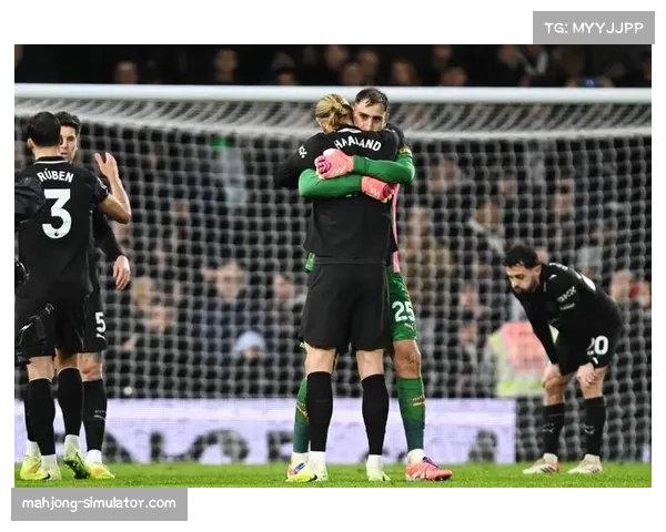 曼城客场三球完胜水晶宫 哈兰德双响紧追榜首
